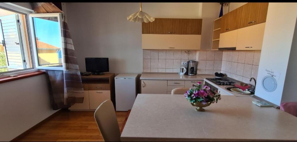 Apartmani Gizela Donji Seget Pokoj fotografie
